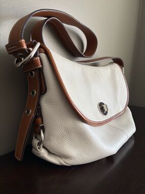 Vintage Coach Legacy Flap Bag (F15170) - White and Tan